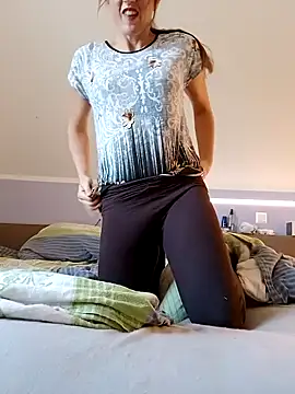 Hexe12346 online show from February 2025 10:16:01 AM