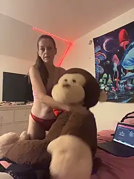 DavinaRay online show from November 2025 10:37:01 PM