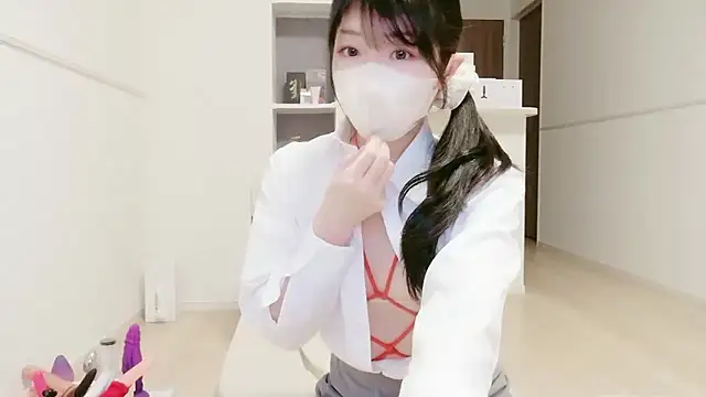 IORio2 online show from December 2025 07:32:01 PM