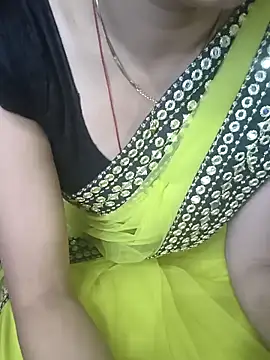 Snapshot of kaveerpooja947 chatting on February 2026 07:29:01 AM kaveerpooja947 online show from February 2026 07:29:01 AM