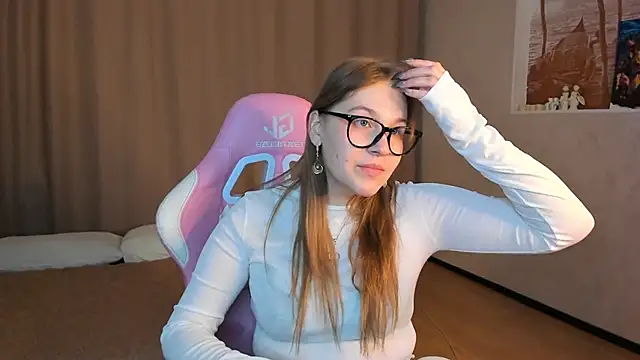 Colleen Blake online show from September 2025 04:01:01 PM