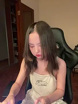 lalallalalaa- online show from February 2025 08:22:02 AM