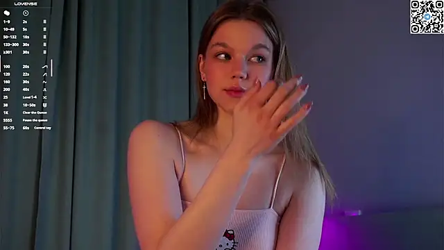 Snapshot of EdlinAlliston chatting on February 2025 02:36:01 PM EdlinAlliston online show from February 2025 02:36:01 PM