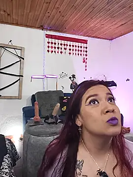 keila j online show from December 2025 10:46:02 AM