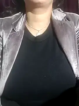 Snapshot of Anamika_Kapoor chatting on February 2025 11:12:01 PM Anamika Kapoor online show from February 2025 11:12:01 PM