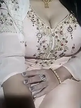 Snapshot of Anamika_Kapoor chatting on February 2025 10:31:01 PM Anamika Kapoor online show from February 2025 10:31:01 PM