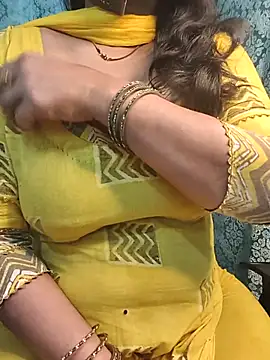 Anamika Kapoor online show from April 2026 09:23:01 PM