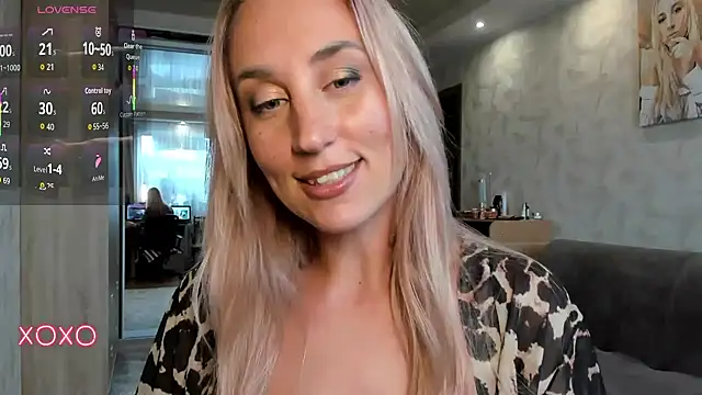 lady Nati online show from September 2025 12:16:01 PM