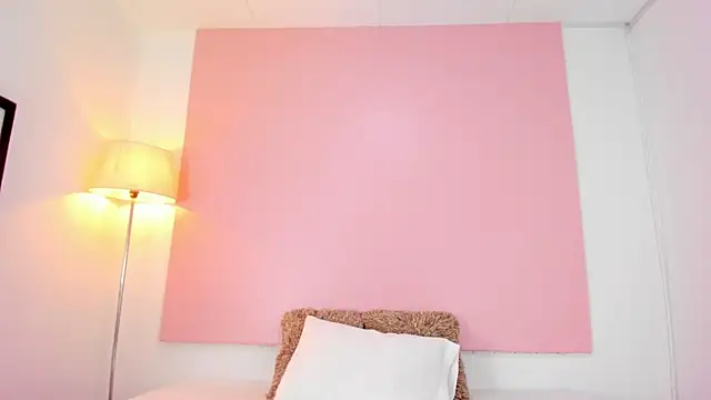 andyylove jk online show from November 2025 01:32:02 PM