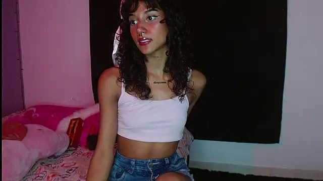 Snapshot of Chelsea__2 chatting on December 2024 08:34:01 PM Chelsea 2 online show from December 2024 08:34:01 PM