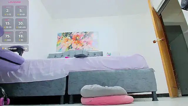 Snapshot of lauren_59 chatting on March 2025 01:53:02 AM lauren 59 online show from March 2025 01:53:02 AM