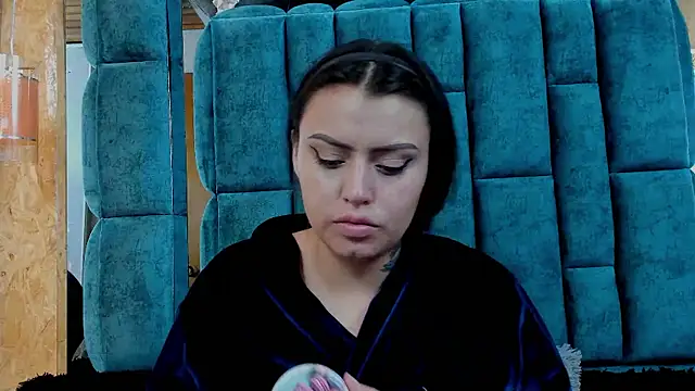 STEFANYVOLKOV online show from September 2025 09:38:02 PM