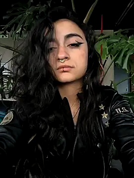 Lila Desiree online show from September 2025 04:34:01 PM