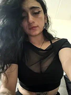 Lila Desiree online show from March 2026 11:52:02 PM