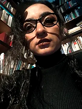 Lila Desiree online show from April 2026 08:53:02 PM