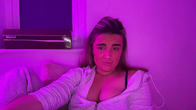 maisiesmithx online show from January 2026 11:41:02 PM