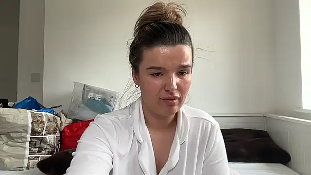 maisiesmithx online show from April 2026 12:11:02 PM