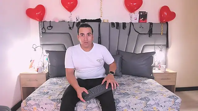 Vale n Matt online show from November 2025 03:38:01 AM