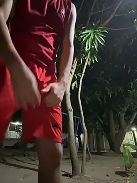 Snapshot of Erick-90 chatting on March 2026 05:40:02 AM Erick-90 online show from March 2026 05:40:02 AM