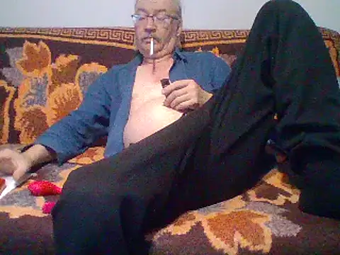 Snapshot of loverboyxxx69 chatting on February 2025 02:35:01 AM loverboyxxx69 online show from February 2025 02:35:01 AM