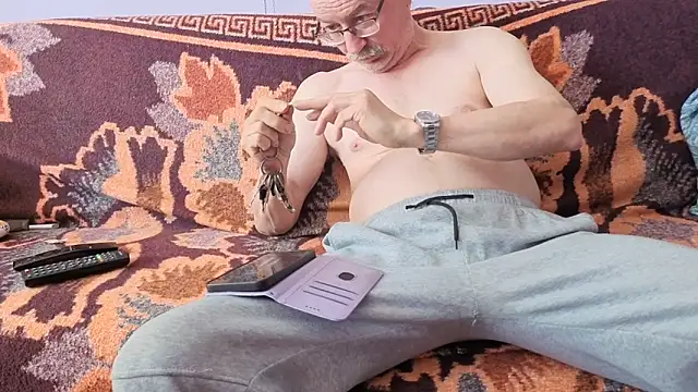 Snapshot of loverboyxxx69 chatting on May 2026 09:14:01 AM loverboyxxx69 online show from May 2026 09:14:01 AM