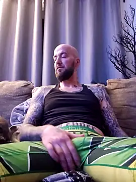 Beardedtattood online show from January 2025 03:31:01 AM