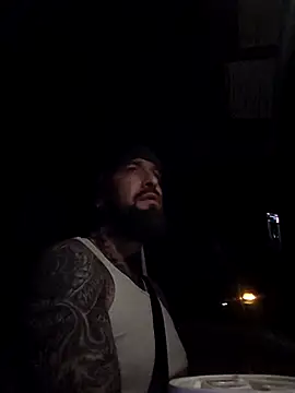 Beardedtattood online show from November 2025 06:45:01 AM