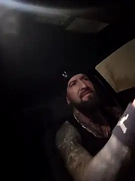 Beardedtattood online show from December 2025 03:05:01 AM