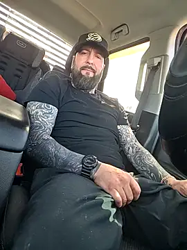 Beardedtattood online show from February 2026 05:58:01 PM