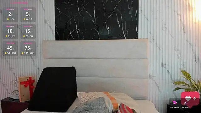 Reginavegaa online show from February 2026 11:42:02 AM