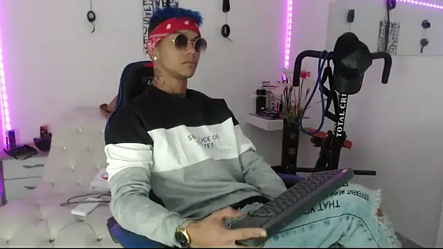 Leonard Price online show from March 2025 12:04:02 PM