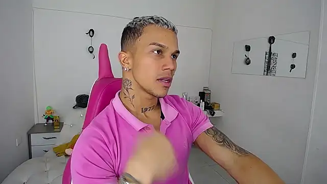 Leonard Price online show from September 2025 11:39:02 PM