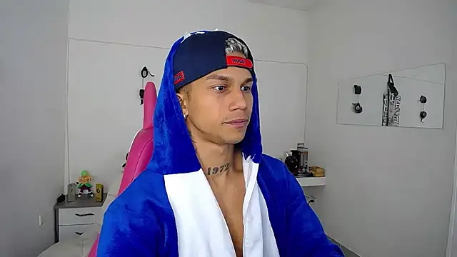 Leonard Price online show from October 2025 02:25:02 PM