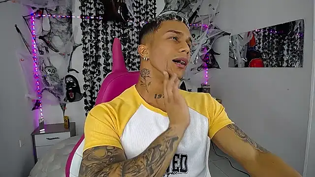 Leonard Price online show from October 2025 06:37:01 AM