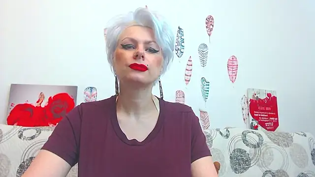 Snapshot of ForeverBarbie_ chatting on January 2026 04:07:02 AM ForeverBarbie online show from January 2026 04:07:02 AM