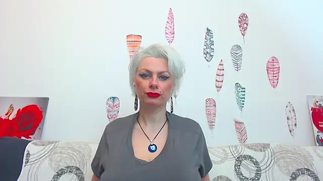 Snapshot of ForeverBarbie_ chatting on February 2026 12:51:02 AM ForeverBarbie online show from February 2026 12:51:02 AM