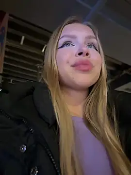 Snapshot of mur_girl chatting on January 2025 11:20:02 AM mur girl online show from January 2025 11:20:02 AM