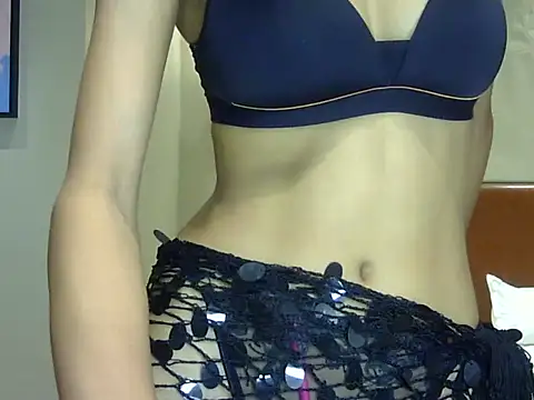 MAAYRA 09 online show from June 2026 01:48:01 PM