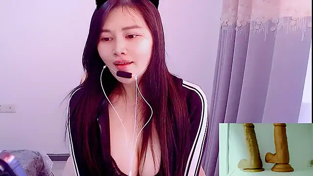 Little-sweet online show from December 2025 03:44:02 AM