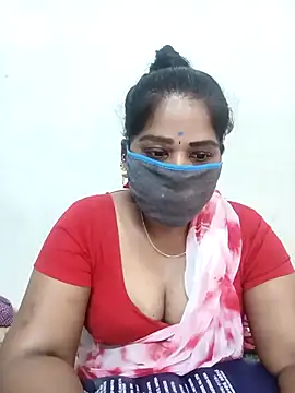 Snapshot of MaaliiiPonuTamil chatting on February 2026 08:46:02 AM MaaliiiPonuTamil online show from February 2026 08:46:02 AM