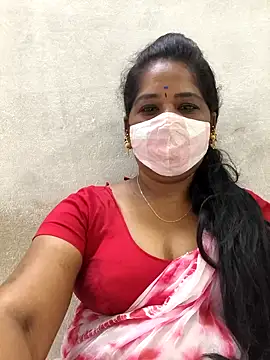 Snapshot of MaaliiiPonuTamil chatting on February 2026 06:42:01 AM MaaliiiPonuTamil online show from February 2026 06:42:01 AM