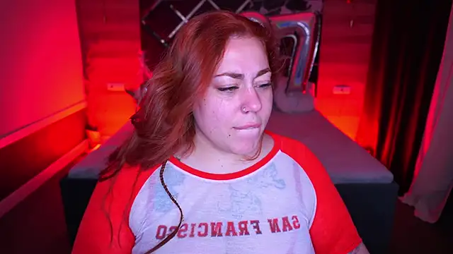 Kittywakee online show from September 2025 08:33:01 PM