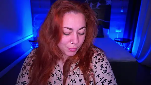 Kittywakee online show from October 2025 08:17:01 PM