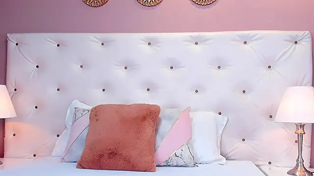 Violet Grace online show from February 2025 01:41:01 PM