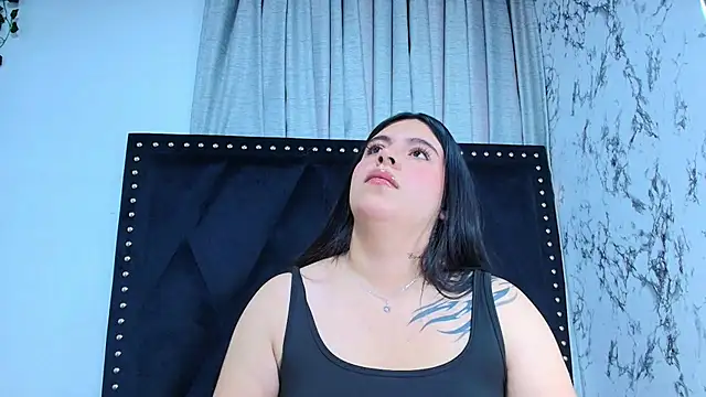 Naia x online show from April 2026 01:27:02 PM