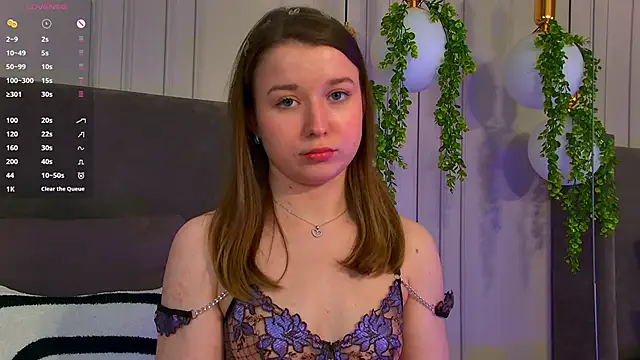 Snapshot of MichelleHaynes chatting on February 2025 07:14:02 PM MichelleHaynes online show from February 2025 07:14:02 PM