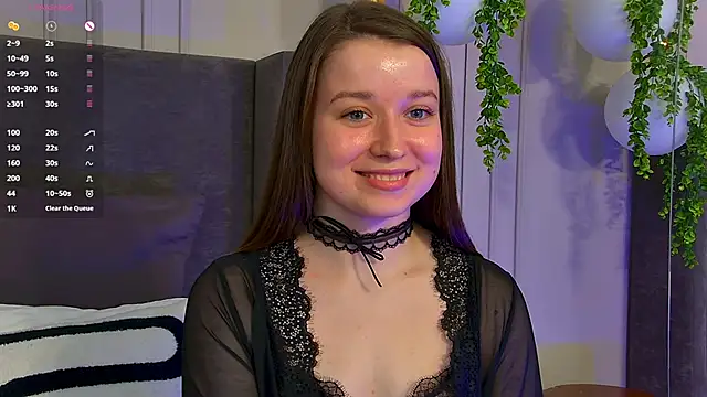 Snapshot of MichelleHaynes chatting on February 2025 09:03:02 PM MichelleHaynes online show from February 2025 09:03:02 PM