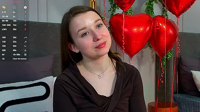 Snapshot of MichelleHaynes chatting on February 2025 09:17:01 PM MichelleHaynes online show from February 2025 09:17:01 PM