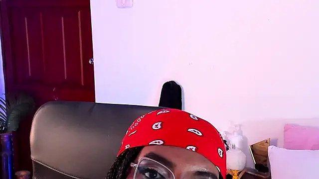 conielaurenth online show from September 2025 03:52:02 AM