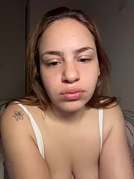 AgnesCampp online show from October 2025 02:41:01 AM